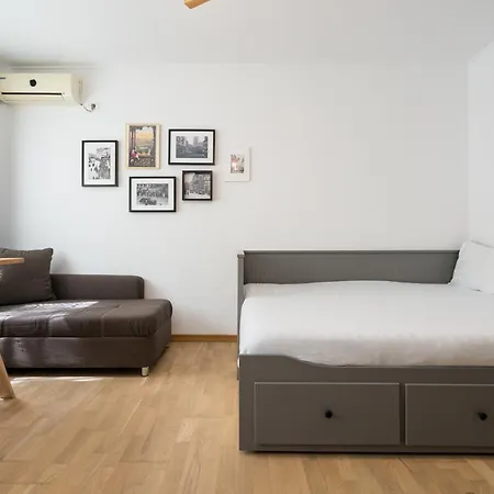 Zion I Studio Near Cismigiu Park Bucharest